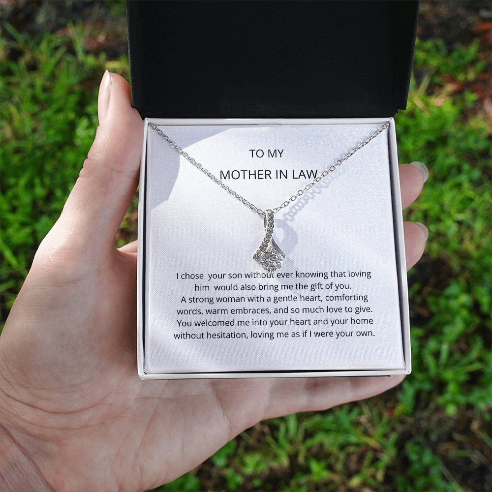 Mother In Law Gift (I Chose Your Son) Alluring Beauty Necklace